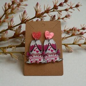 💕🥂 Happy Valentine’s Day Champagne Glass Earrings 🥂💕